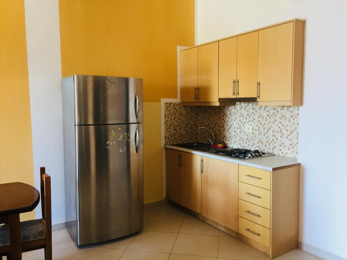 Apartments On The Beach Sarande Exterior photo