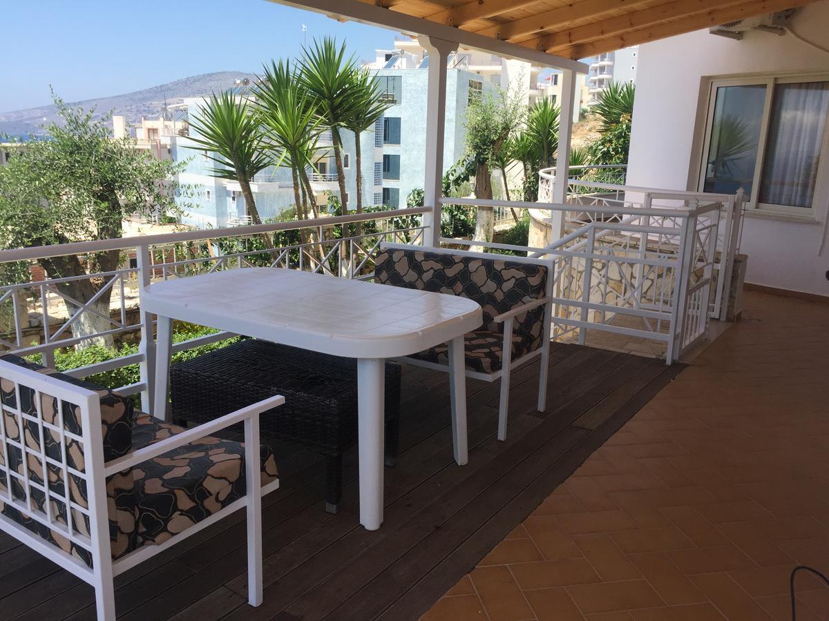 Apartments On The Beach Sarande Exterior photo