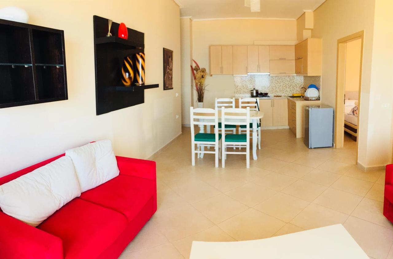 Apartments On The Beach Sarande Exterior photo