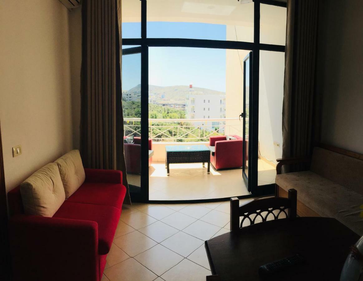 Apartments On The Beach Sarande Exterior photo